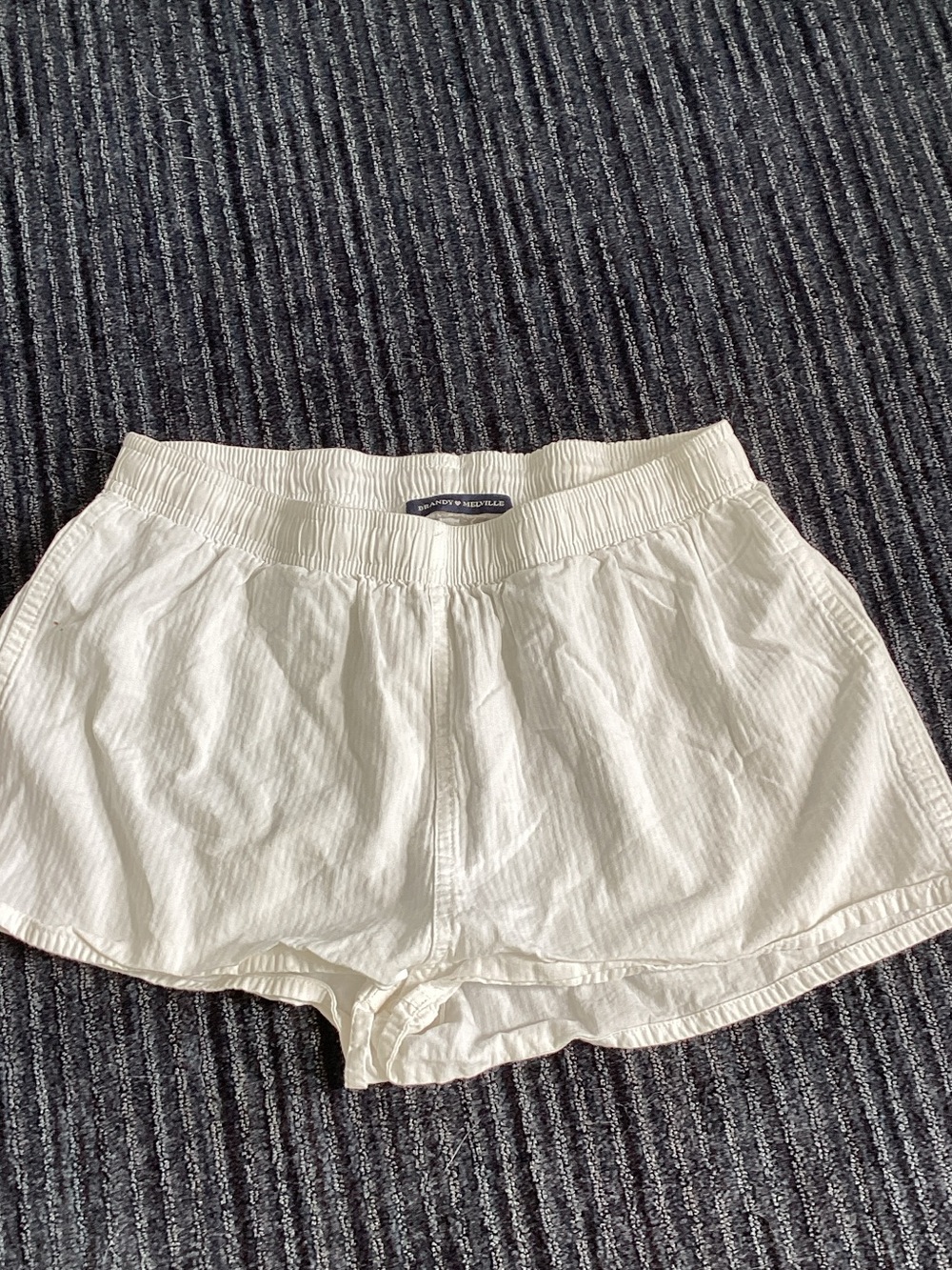 Brandy Melville Cream Elastic-Waist Lounge Shorts